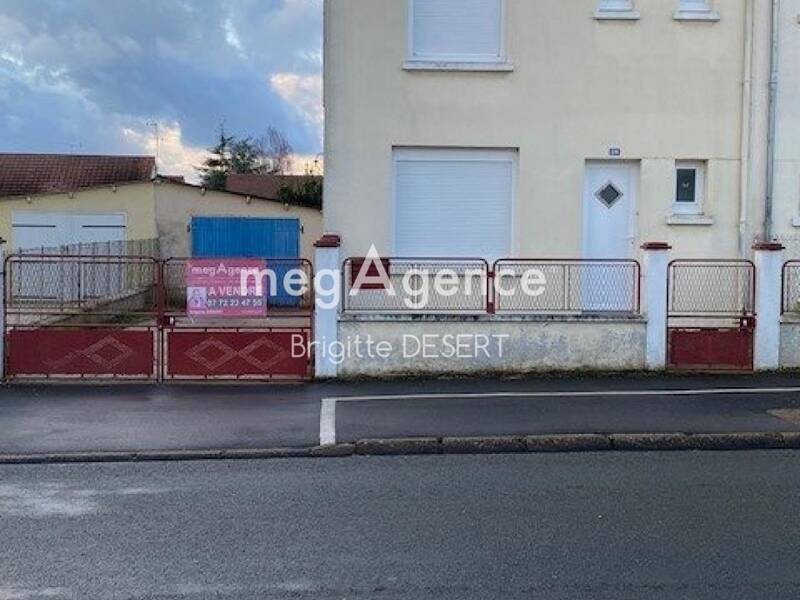 Maison à vendre, 84m², SAINT COSME EN VAIRAIS