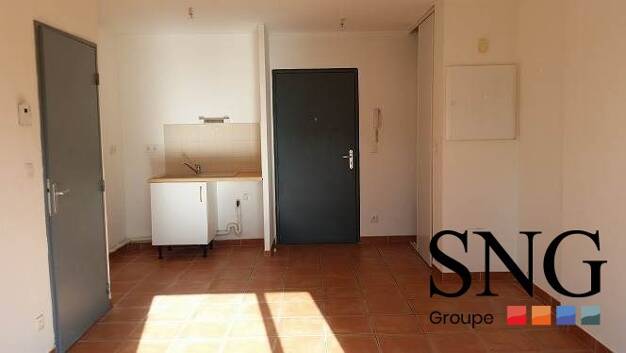 Appartement à louer 531 € 2 pièces 1 chambre 38,8 m² 3ème étage Basses Ferrailles-Jas Cavaillon 84300