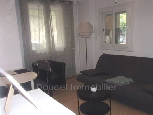 Appartement à louer - logement étudiant 510 € 2 pièces 1 chambre 33,5 m² RDC/4 Béziers 34500