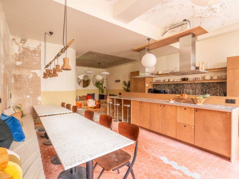 Maison à louer, 468m², MARSEILLE 4E