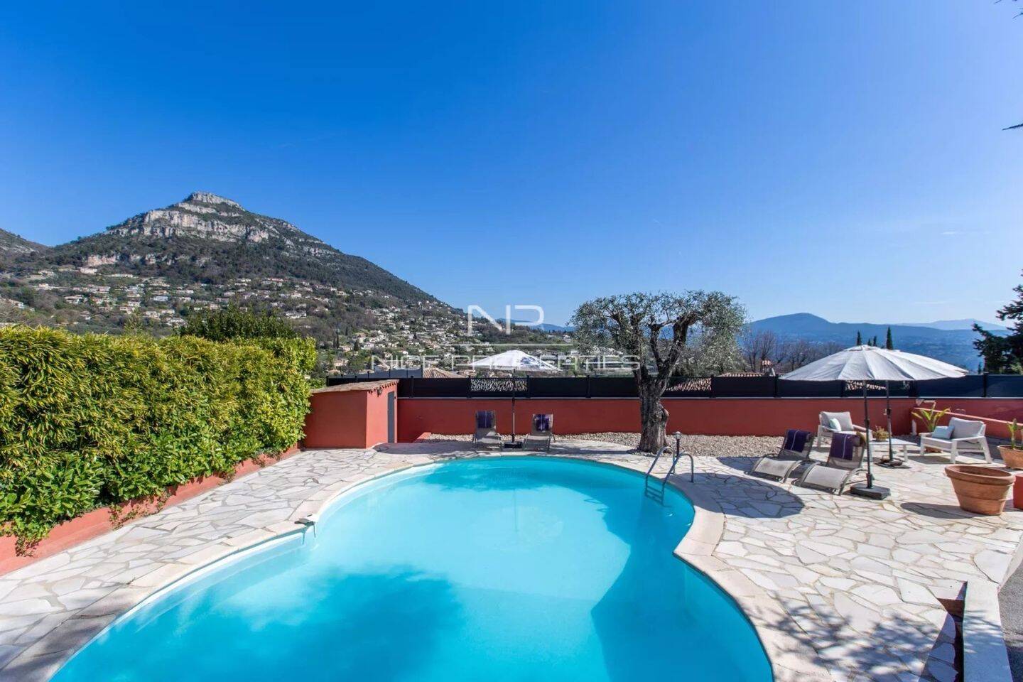 Maison à vendre, 168m², SAINT JEANNET