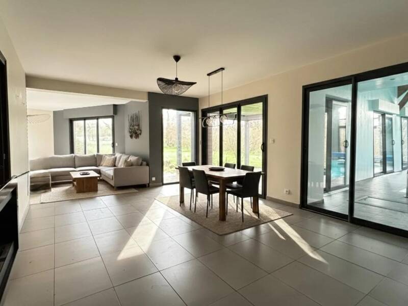 Maison à vendre, 230m², SAINT LYPHARD