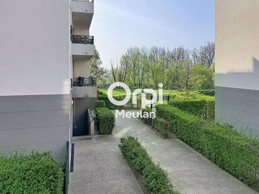 Appartement à vendre 249 000 € 4 pièces 3 chambres 75,5 m² Étage 1/4 Hardricourt 78250