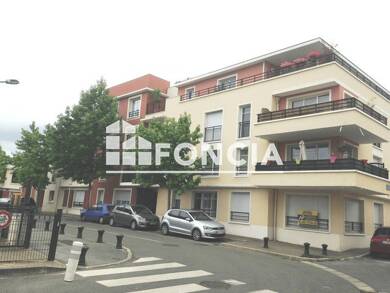 Appartement à louer 876 € 2 pièces 1 chambre 39,7 m² RDC Conflans-Sainte-Honorine 78700