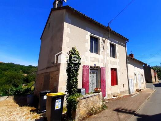 Maison à vendre 157 000 € 5 pièces 3 chambres 131 m² 143 m² de terrain Rive Gauche Chauvigny 86300