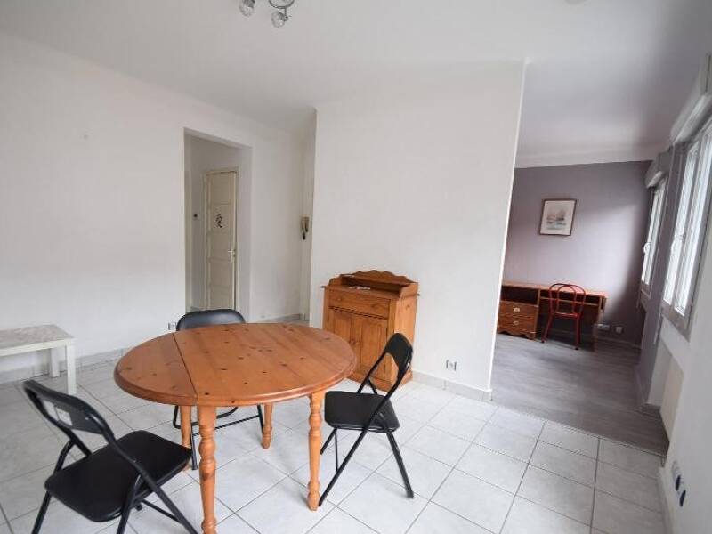 Maison à louer, 33m², AUBENAS