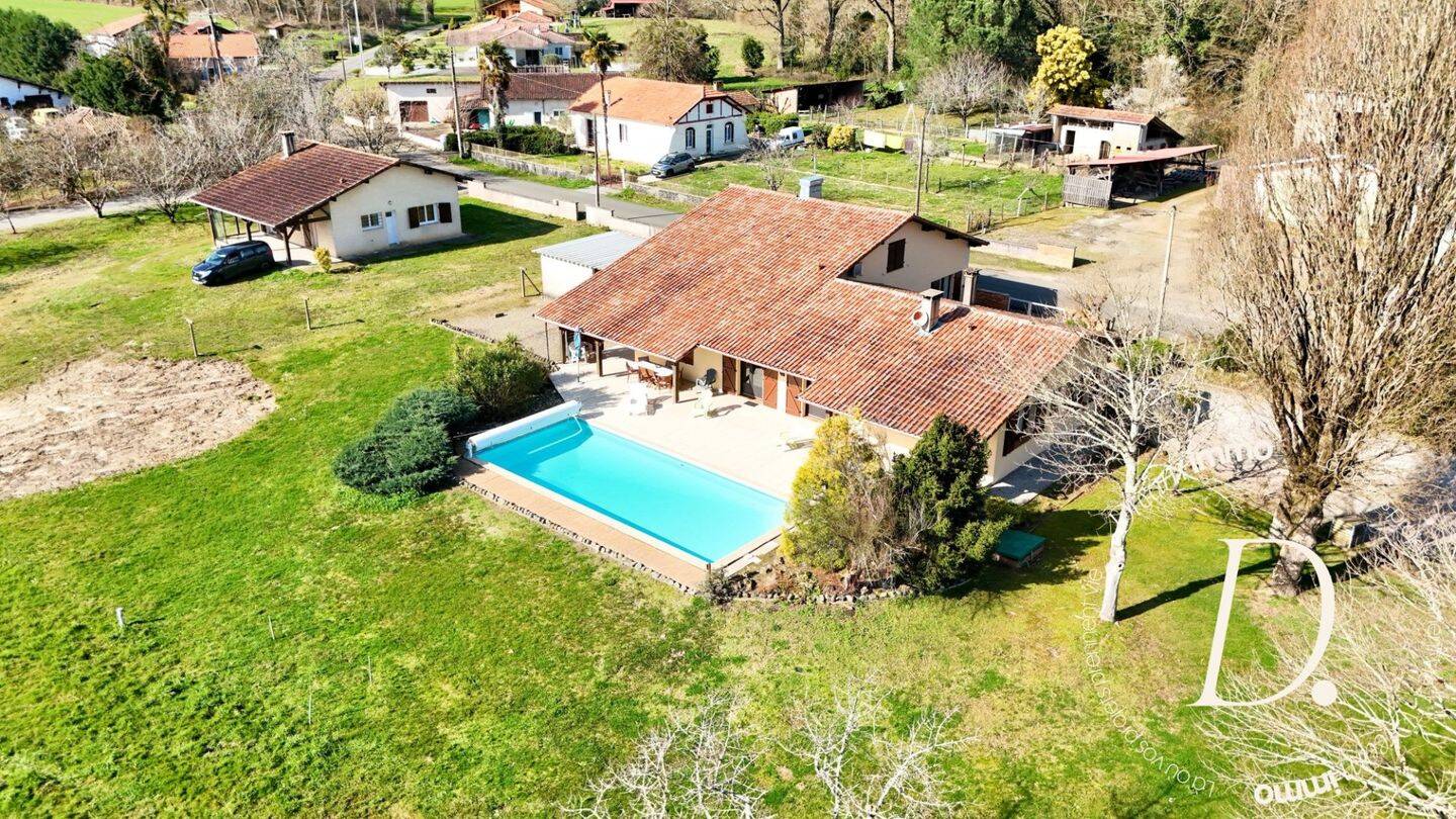 Maison à vendre, 156m², PRECHACQ LES BAINS