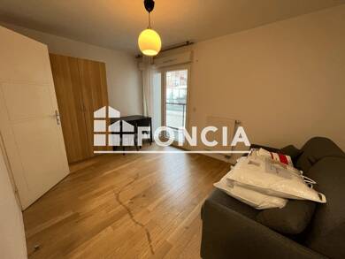Appartement à louer 991 € 1 pièce 24,2 m² 1er étage Platanes Joinville-le-Pont 94340