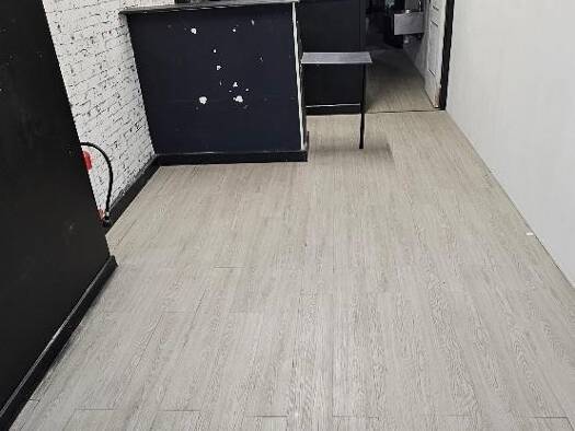 Local commercial à louer 330 € Nantua 01130