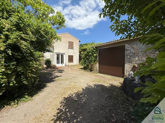 Maison à vendre 173 500 € 5 pièces 3 chambres 132 m² Mornac 16600