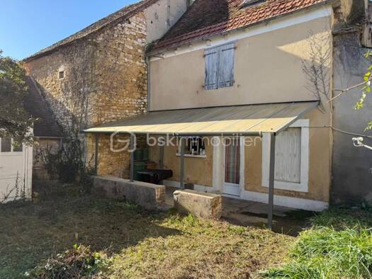 Maison à vendre 130 000 € 3 pièces 2 chambres 90 m² 114 m² de terrain Gourdon 46300