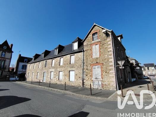 Immeuble à vendre 730 000 € 380 m² Nord Lamballe-Armor 22400