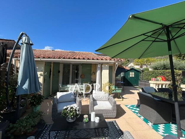Maison de plain-pied à vendre 246 500 € 3 pièces 2 chambres 30,4 m² 45 m² de terrain Auribeau-sur-Siagne 06810