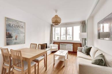 Appartement à vendre 670 000 € 3 pièces 2 chambres 59 m² Étage 2/9 Violet Commerce Paris 15ème 75015