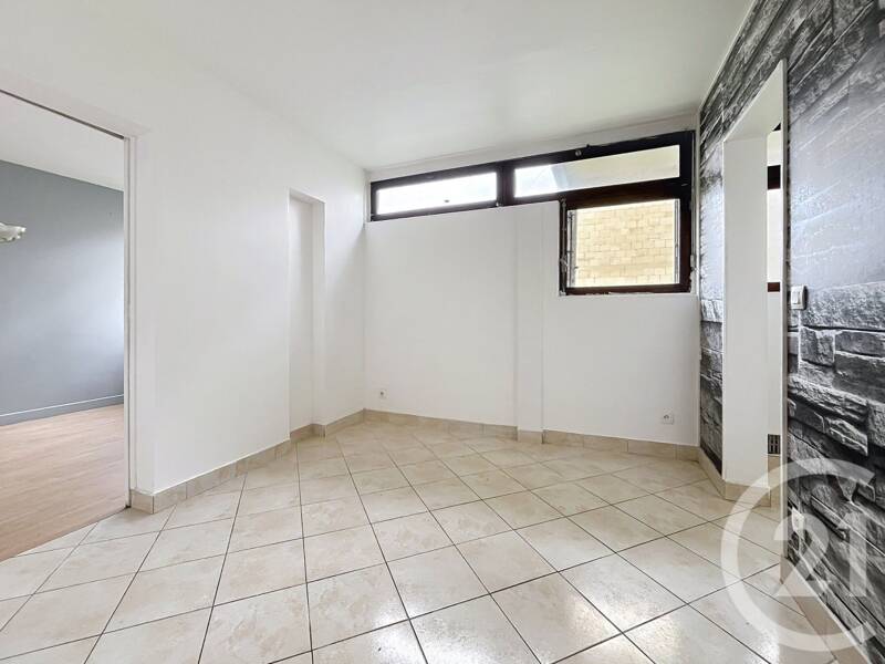 Maison à louer, 34m², NANTERRE