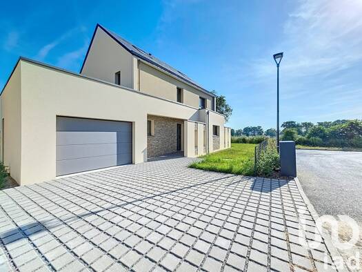 Maison à vendre 473 000 € 7 pièces 5 chambres 142 m² 423 m² de terrain Nord Est Mordelles 35310