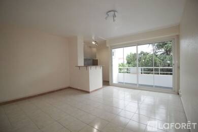 Appartement à louer 461 € 1 pièce 29 m² Étage 2/4 Avignon 84000
