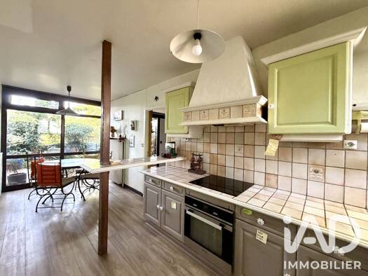 Maison de plain-pied à vendre 245 000 € 5 pièces 3 chambres 89,5 m² 50 m² de terrain Boussy-Saint-Antoine 91800