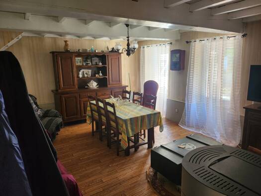 Maison à vendre 125 000 € 5 pièces 3 chambres 115 m² 1 000 m² de terrain Balbigny 42510