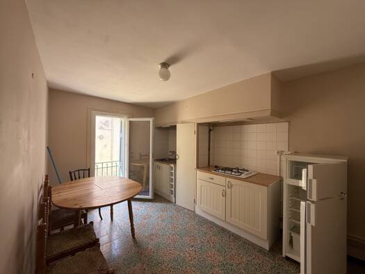 Appartement à louer 485 € 2 pièces 1 chambre 38,6 m² Étage 2/2 Centre Ville Céret 66400