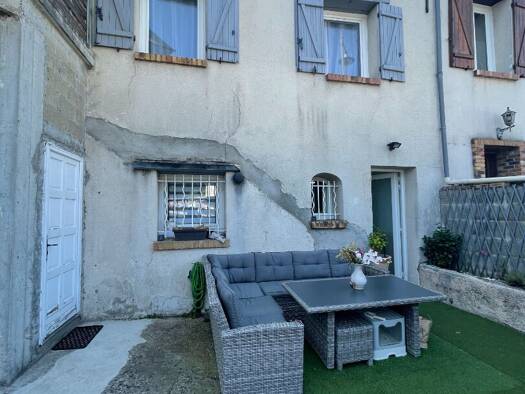 Appartement à louer 990 € 3 pièces 2 chambres 63 m² RDC Mours 95260