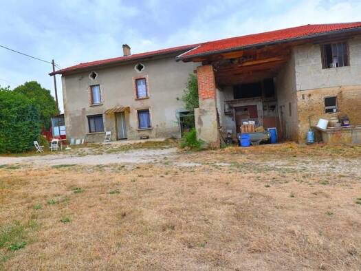 Maison de plain-pied à vendre 220 000 € 4 pièces 4 chambres 120 m² 7 772 m² de terrain Marcilloles 38260