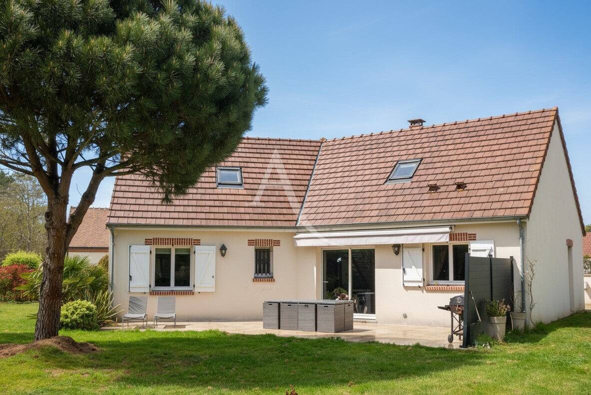 Maison à vendre, 170m², MENESTREAU EN VILLETTE