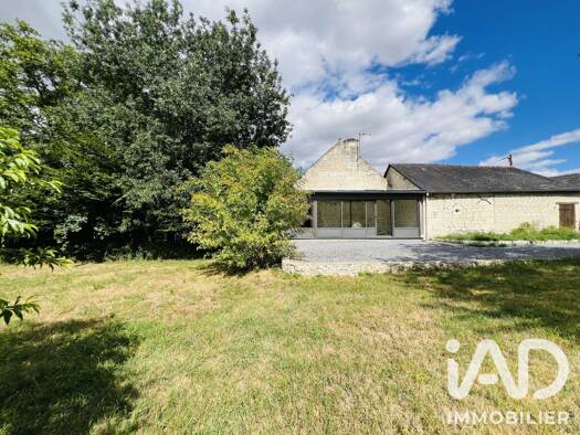 Maison à vendre 340 000 € 10 pièces 6 chambres 209 m² 3 489 m² de terrain Chinon 37500