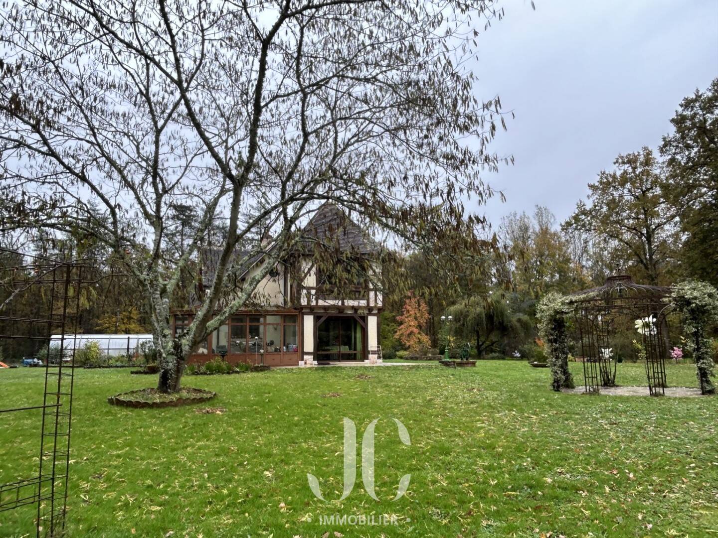 Maison à vendre, 235m², PRUNIERS EN SOLOGNE