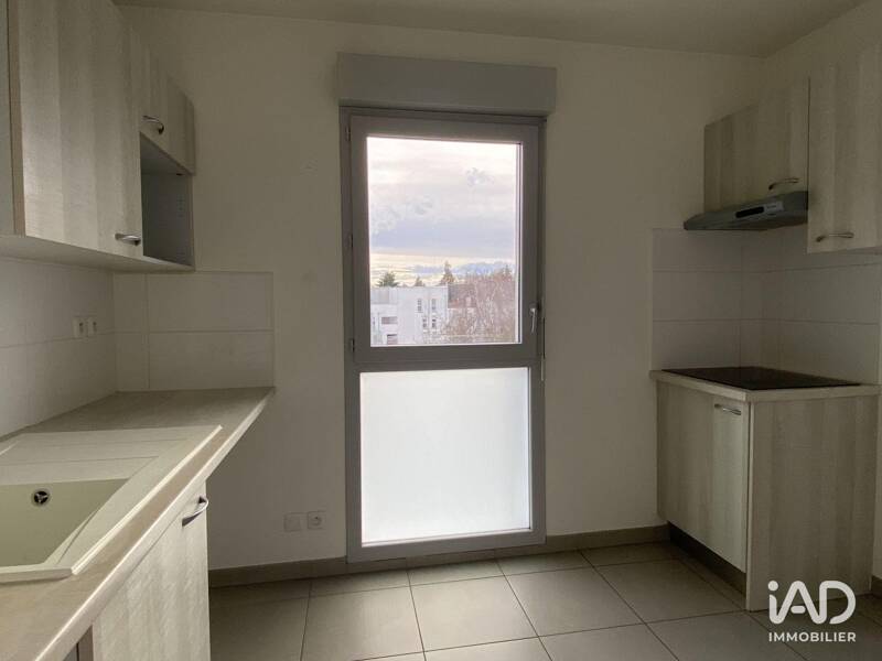 Maison à louer, 66m², SAINT JEAN DE BRAYE