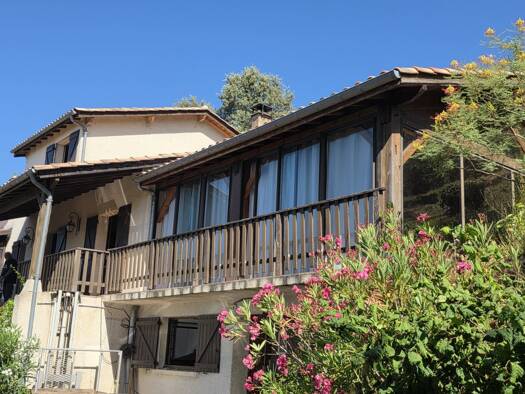 Maison à vendre 250 000 € 5 pièces 3 chambres 150 m² 1 800 m² de terrain Agen 47000