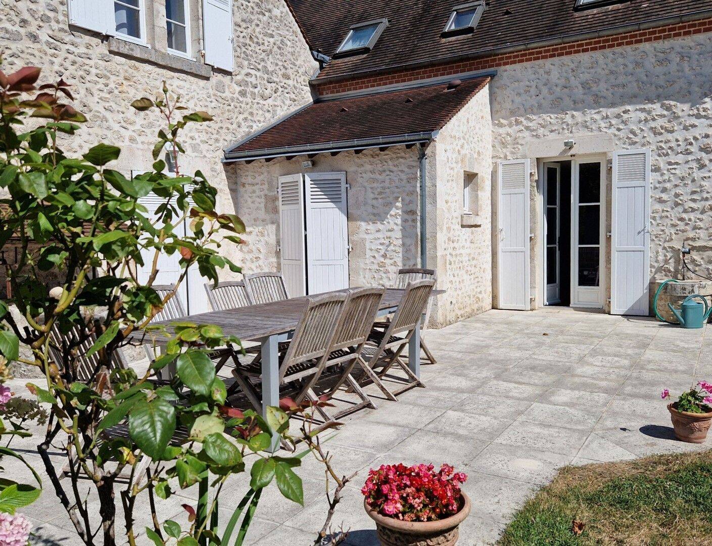 Maison à vendre, 254m², SAINT HILAIRE SAINT MESMIN