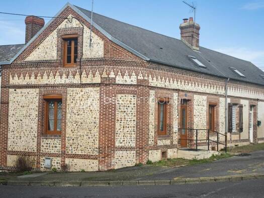 Maison de ville à vendre 147 000 € 4 pièces 3 chambres 76 m² L'Aigle Est L'Aigle 61300