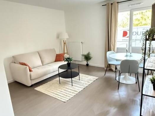 Colocation à louer - logement étudiant 860 € 2 pièces 2 chambres 45 m² Activités Orléans 45100