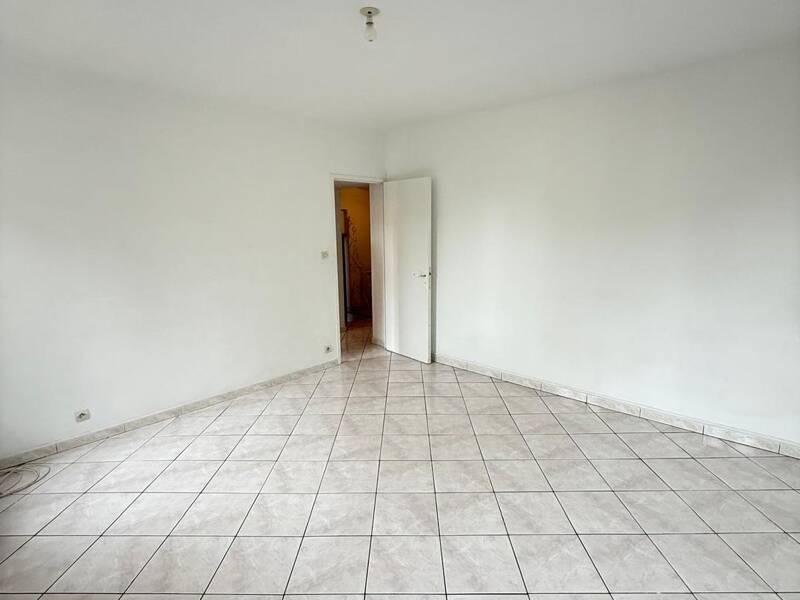 Maison à louer, 39m², MARSEILLE 8E