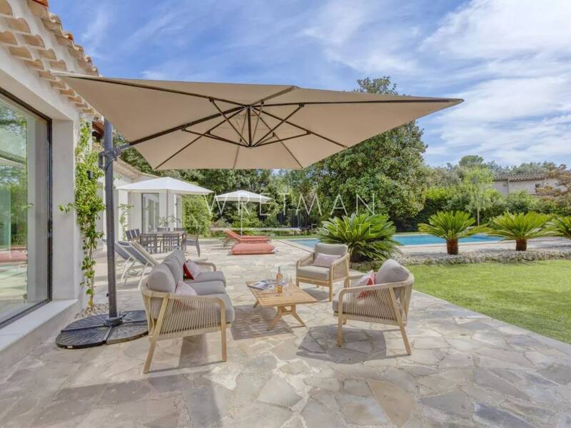 Maison à vendre, 220m², ROQUEFORT LES PINS