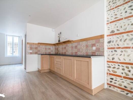 Appartement à vendre 200 000 € 2 pièces 1 chambre 55 m² RDC/2 Les Chalets Toulouse 31000