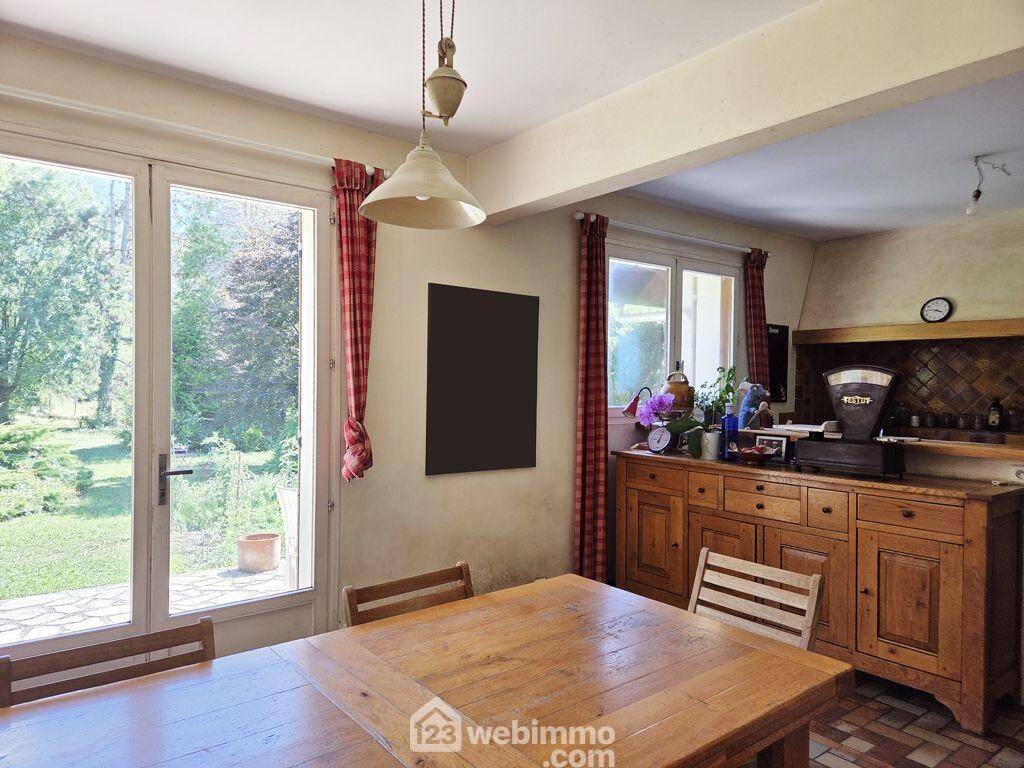 Maison à vendre, 197m², GILLY SUR ISERE