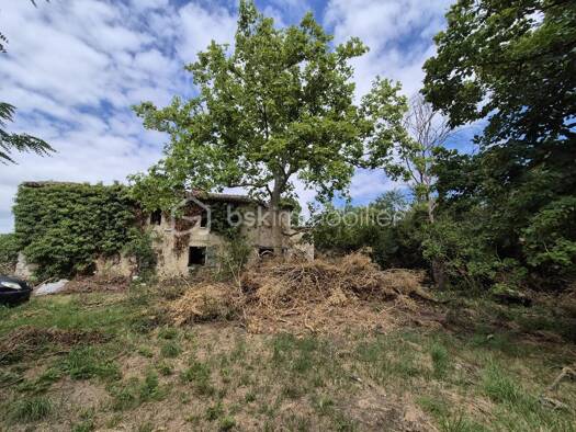 Terrain constructible à vendre 136 500 € 5 838 m² de terrain Lectoure 32700
