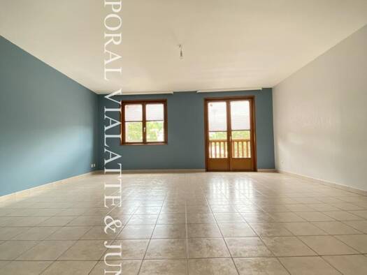 Duplex à louer 1 256 € 4 pièces 3 chambres 125,3 m² 1er étage Ambérieu-en-Bugey 01500