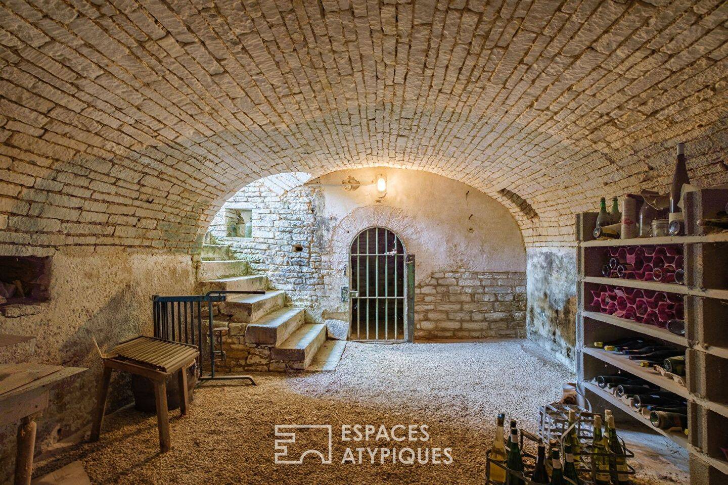 Maison à vendre, 200m², NEUVILLE DE POITOU