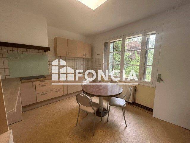 Maison à louer, 110m², BERAT