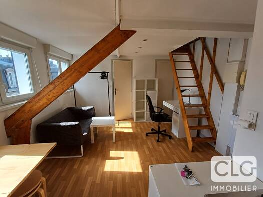 Duplex à louer 494 € 1 pièce 25 m² Étage 3/3 Centre Ville Quimper 29000