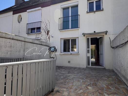 Maison à vendre 320 000 € 4 pièces 3 chambres 95 m² 153 m² de terrain Maurepas 78310