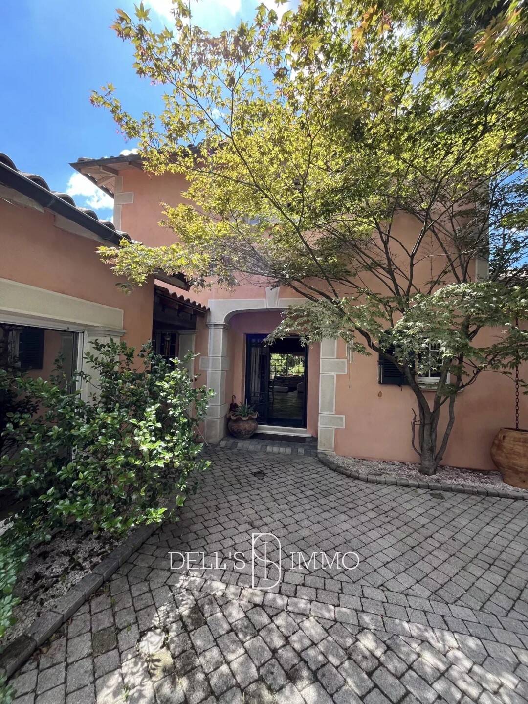 Maison à vendre, 213m², SAINT GEORGES DE RENEINS