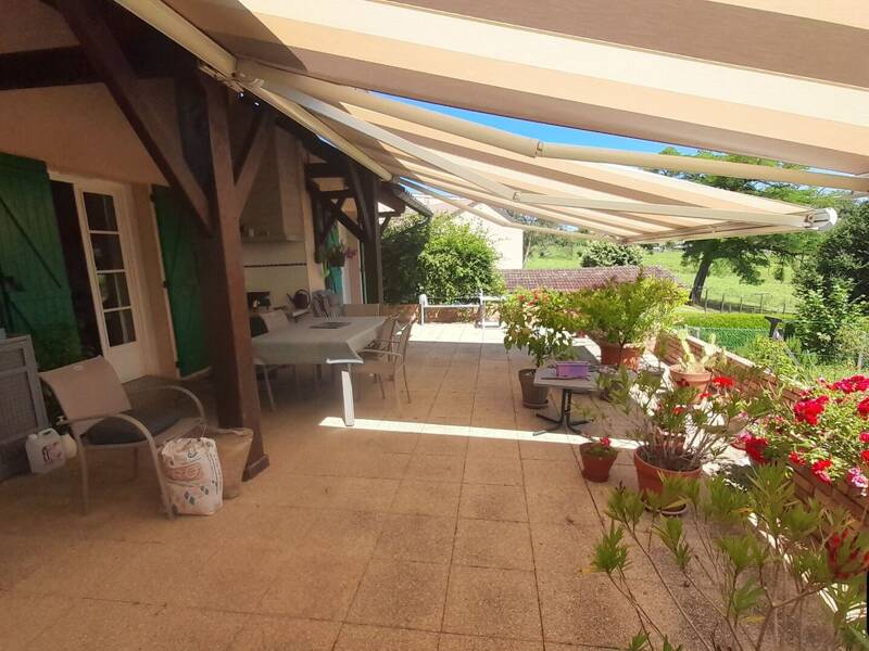 Maison à vendre, 134m², SAINT LEONARD DE NOBLAT