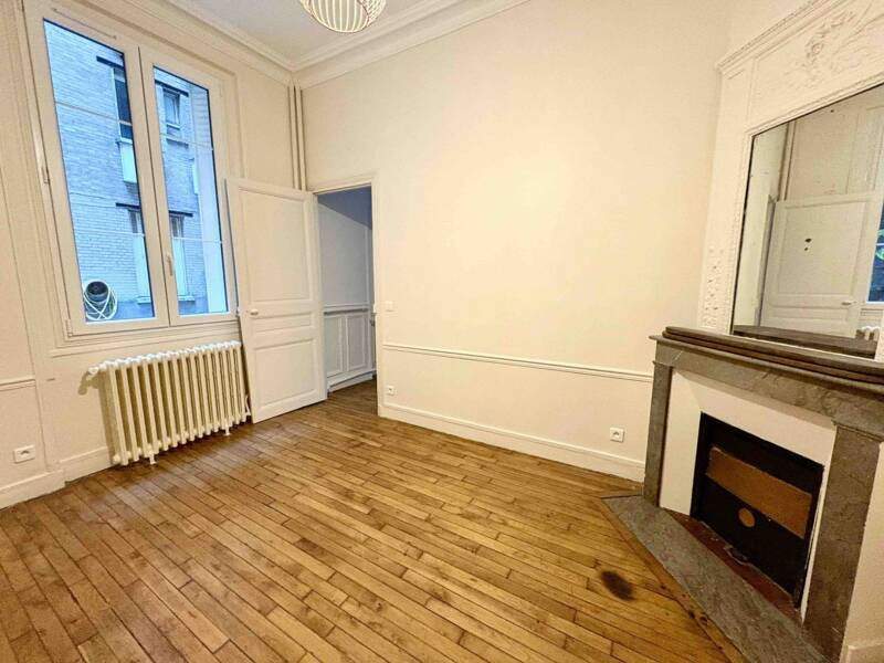 Maison à louer, 43m², PARIS 18E