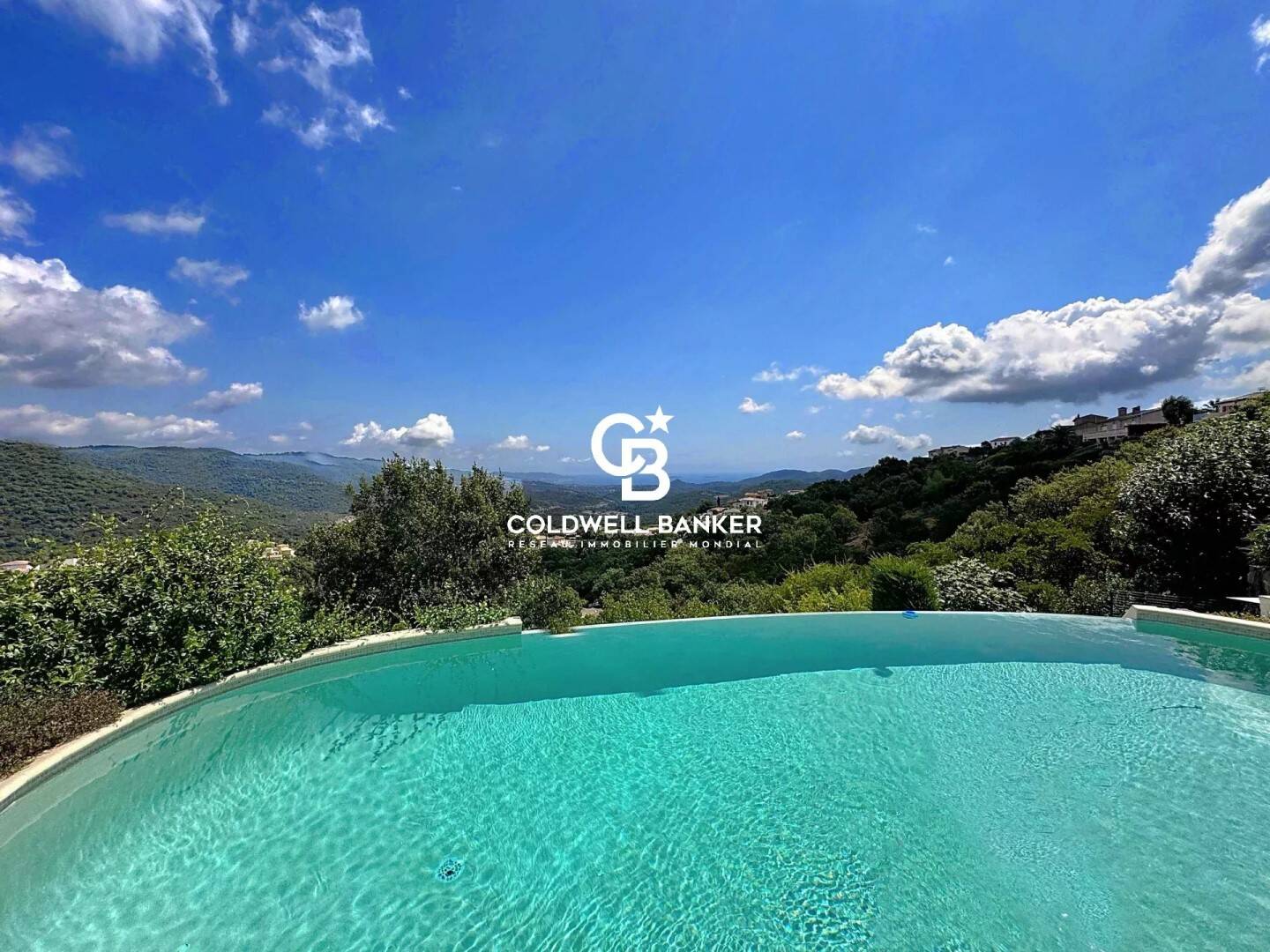 Maison à vendre, 211m², LES ADRETS DE L'ESTEREL