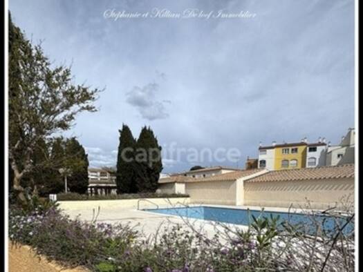 Duplex à vendre 155 000 € 3 pièces 2 chambres 56 m² Étage 3/3 Le Cap d'Agde Agde 34300