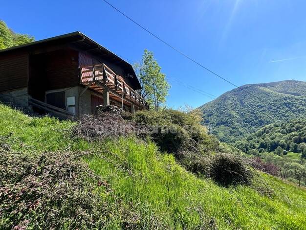 Chalet à vendre 175 000 € 7 pièces 5 chambres 103 m² 2 426 m² de terrain Boutx 31440